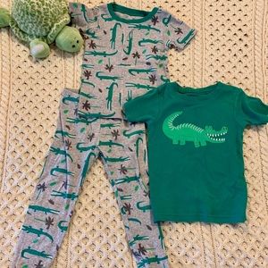 3t toddler pj’s, technically boys but I say gn